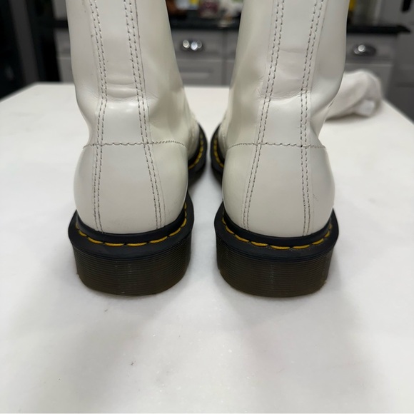 Dr. Martens Women’s 1460 Smooth White Leather Combat Boots Sz US 8 EU 39 NEW! - Picture 8 of 12